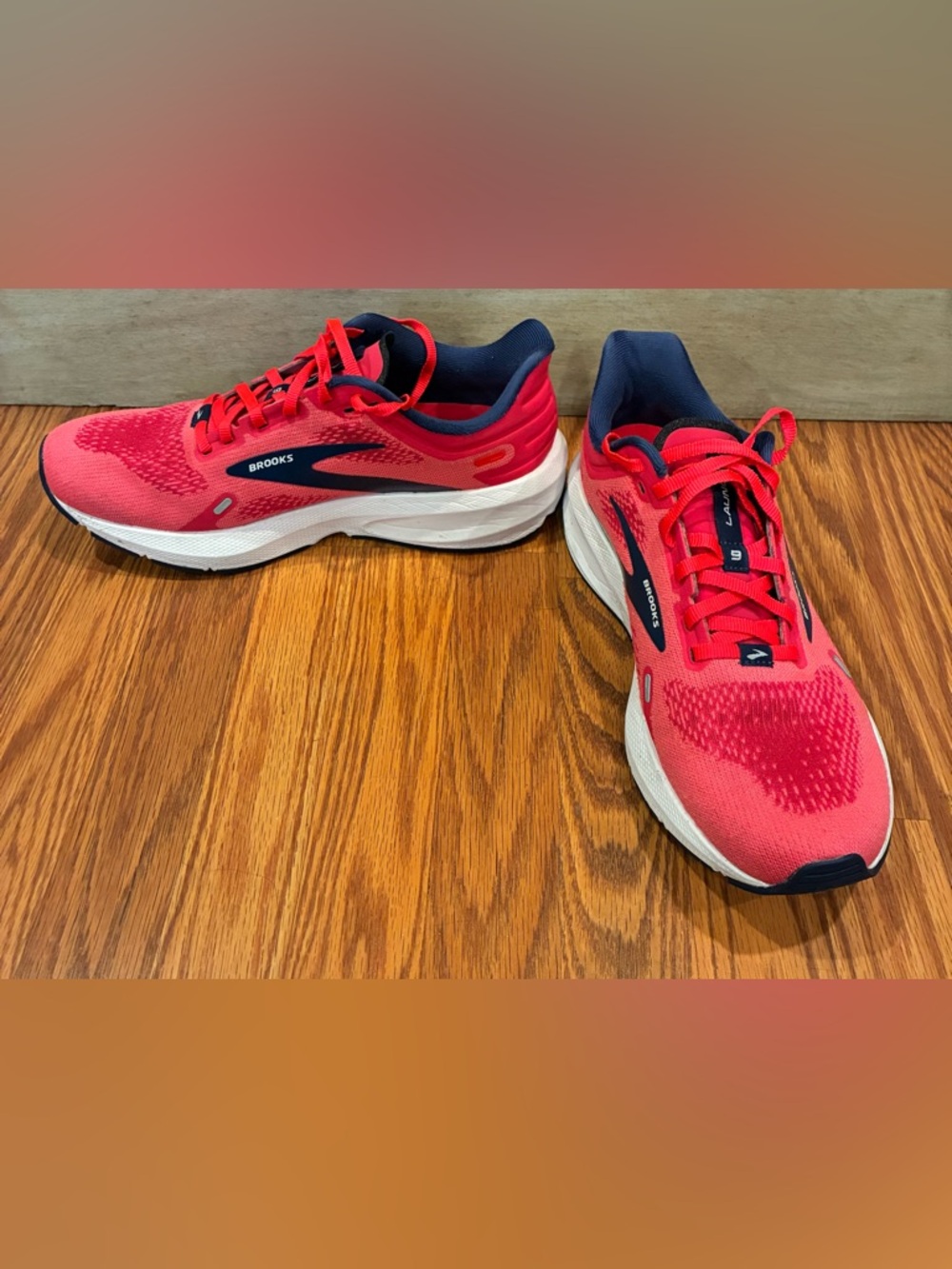 Brooks Launch 9 Running Shoes Pink Navy Women’s Size 8 Medium - Picture 3 of 10